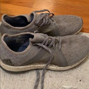 moderately used Adidas pure boost x women’s shoes